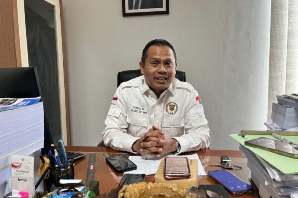 jasno anggota komisi iii dprd samarinda 780x470